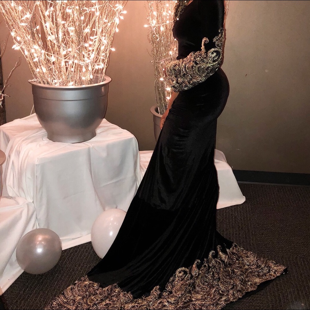 Evening gown - Picture 2 of 4